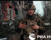 Кадры боевой работы ЧВК "Вагнер", продвигающейся в Артемовске в направлении железной дороги