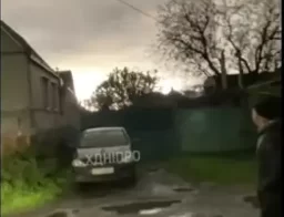 Немного эпичных кадров из Павлограда. На несколько секунд на улице стало светло как днём.