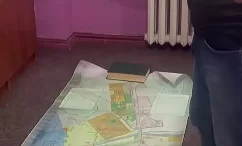 Видео с мэром Новой Каховки, где он наглядно объясняет ситуацию с повреждениями ГЭС 06.06.2023