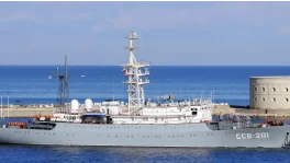 Враг попытался атаковать шестью морскими катерами-дронами корабль «Приазовье» Черноморского флота