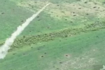 Кадры атаки бронегруппы врага на наши окопы под Артёмовском