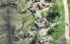 Кадры продолжающихся боев в Пятихатках на Запорожском направлении 18.06.2023