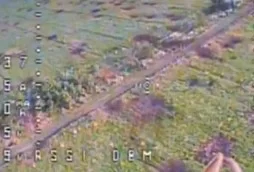 Уничтожение украинской пехоты FPV-дроном