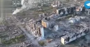 Кадры битвы за Волчанск: панорама города с дрона