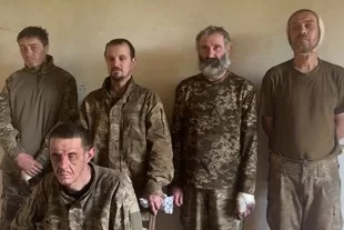 Военные ВСУ продолжают массово сдаваться в плен 1 Славянской бригаде под Донецком